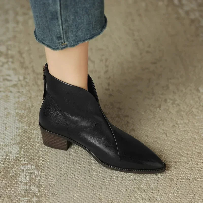 Daffodil | Orthopedic Pointed-Toe Leather Ankle Boots with Block Heel