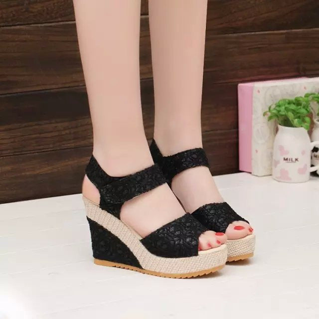 OrthoCare Flat-Bottomed High-Heeled Sandals - Unique Elegance
