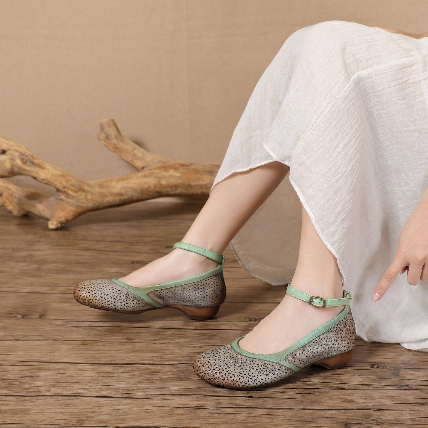 OrthoCare Floral Cutout Flats – Vintage Handmade Comfort Shoes