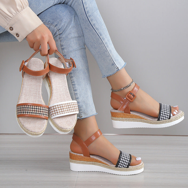 OrthoCare Houndstooth Print Sandals - Summer Elegance
