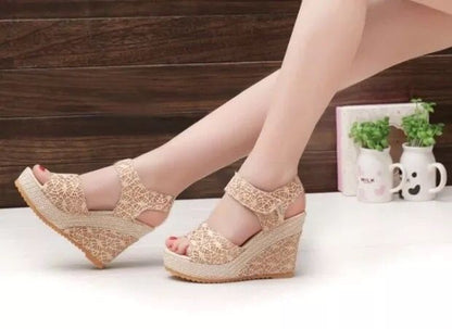 OrthoCare Flat-Bottomed High-Heeled Sandals - Unique Elegance