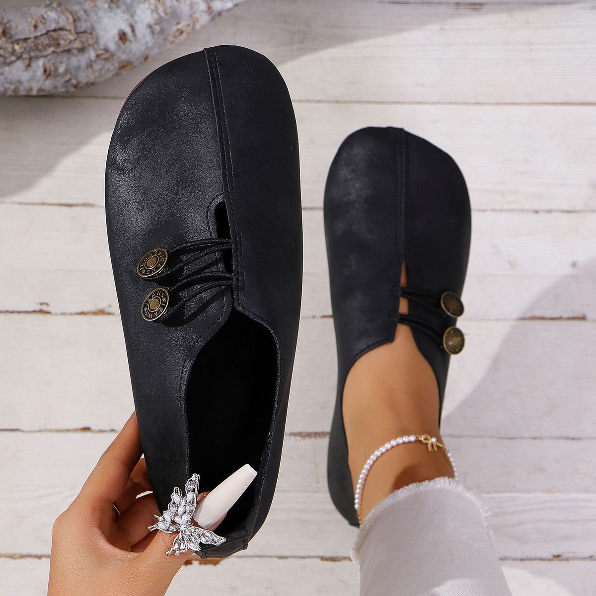 Riviera | Women’s Orthopedic Vintage Button Accent Comfort Loafers