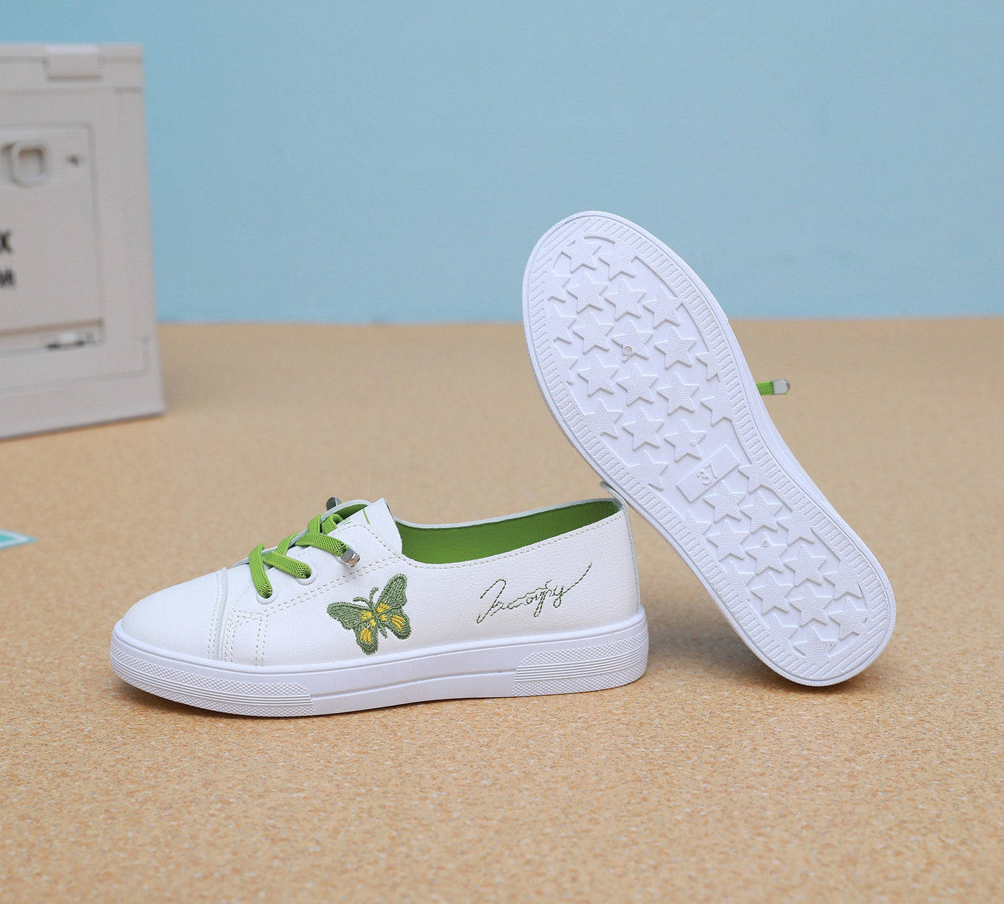 Ginevieve | Women’s Orthopedic Embroidered Casual Sneakers