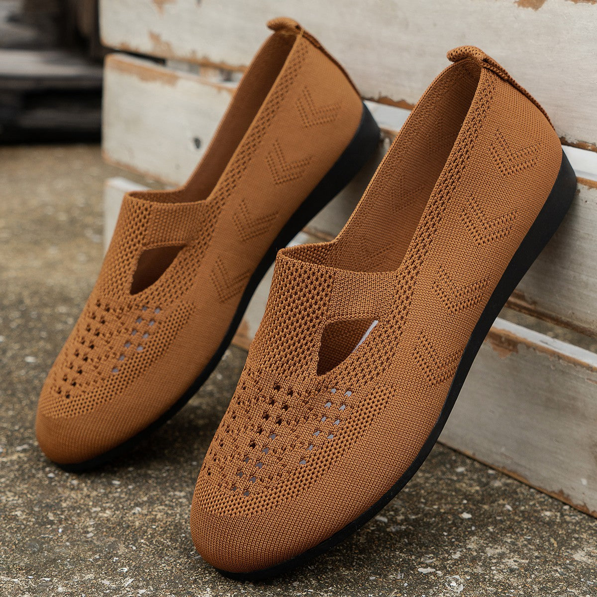 Orthopedic Breathable Knit Flats – Lightweight Slip-On Comfort Walking Shoes