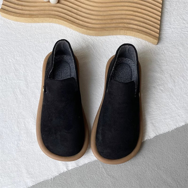 OrthoCare British And Vintage Style Suede Pumps