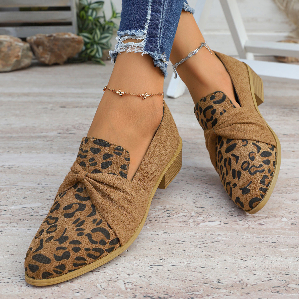 OrthoCare Chunky Heeled Pumps With Elegant Metal Chain