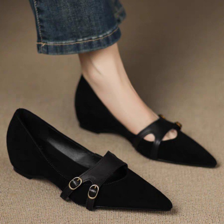 OrthoCare Vintage Pointed Flats - Supportive Design