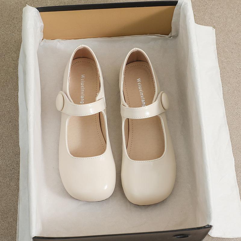 OrthoCare Unique And Elegant Flat Shoes