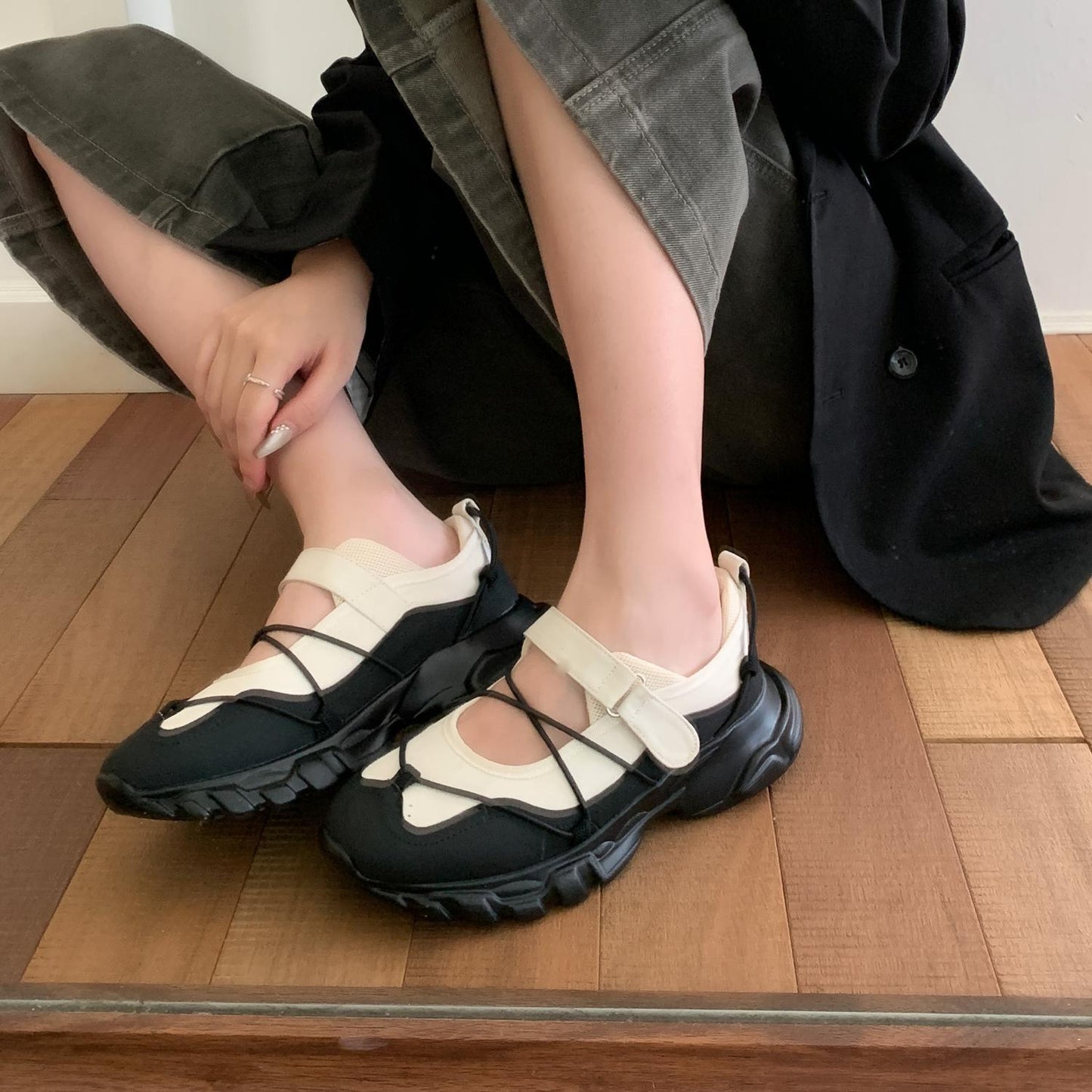 Maravelle | Women’s Orthopedic Mary Jane Platform Sneakers