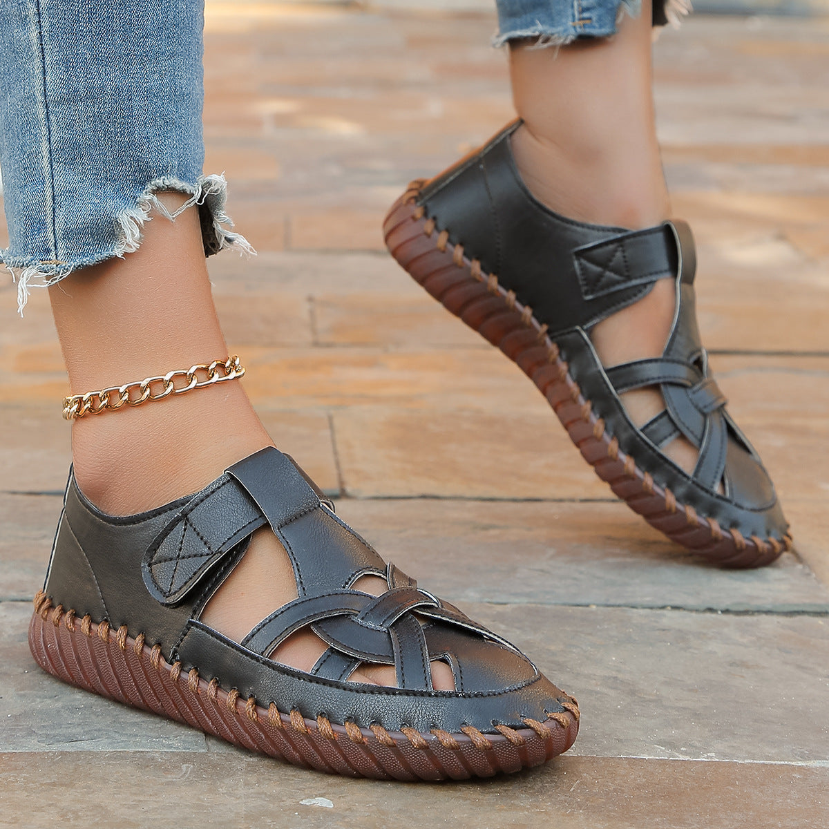 Orthopedic Closed-Toe Fisherman Sandals
