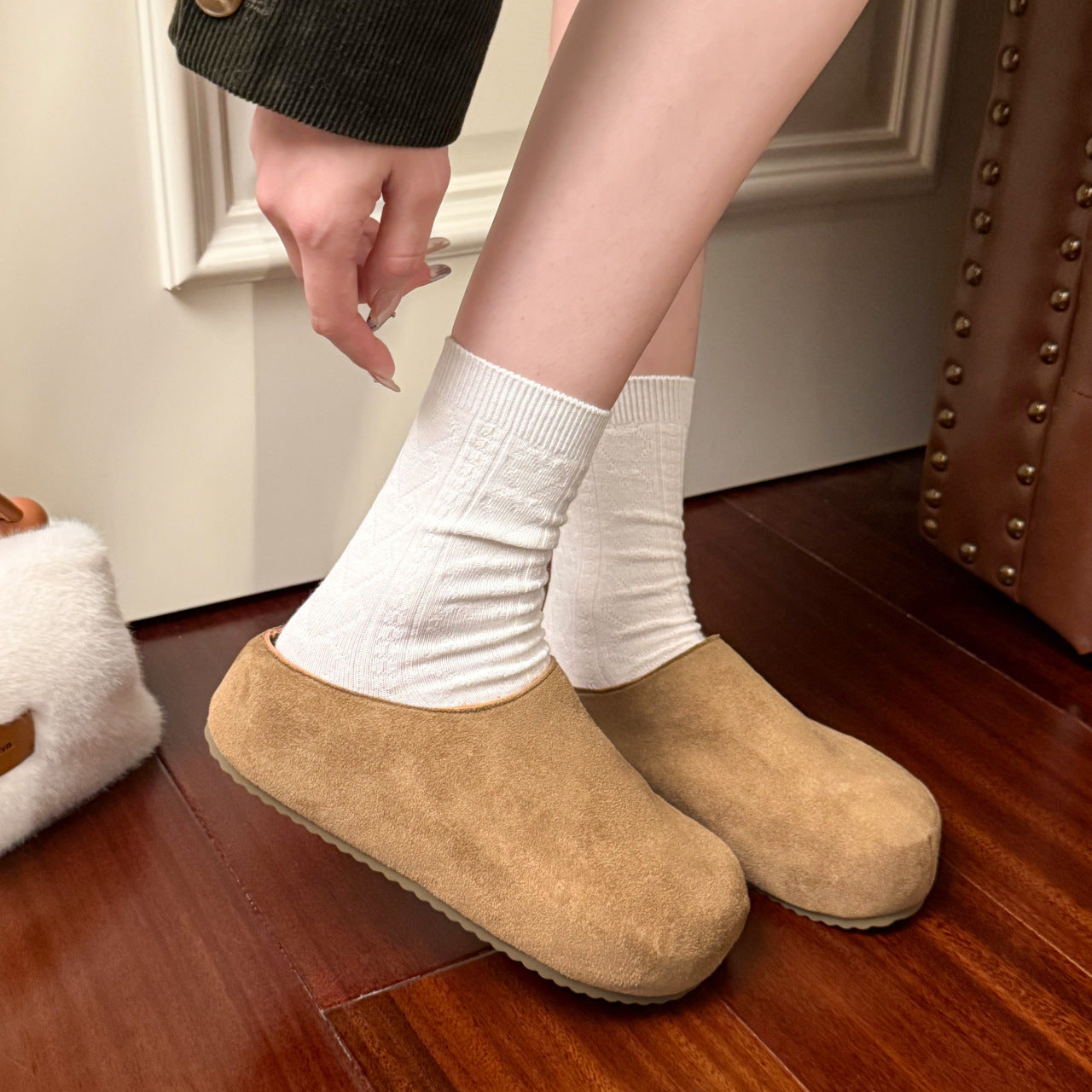 OrthoCare Cozy Suede Slip-On Clogs – Lightweight Comfort Indoor & Outdoor Shoes