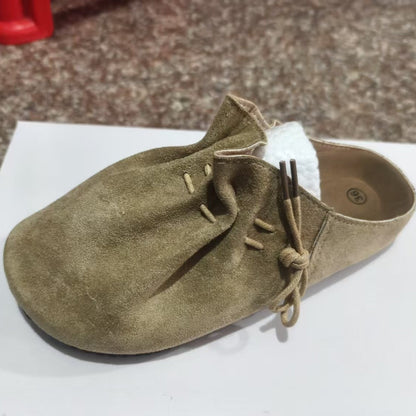 OrthoCare Minimalist Slippers With A Retro And Elegant Design