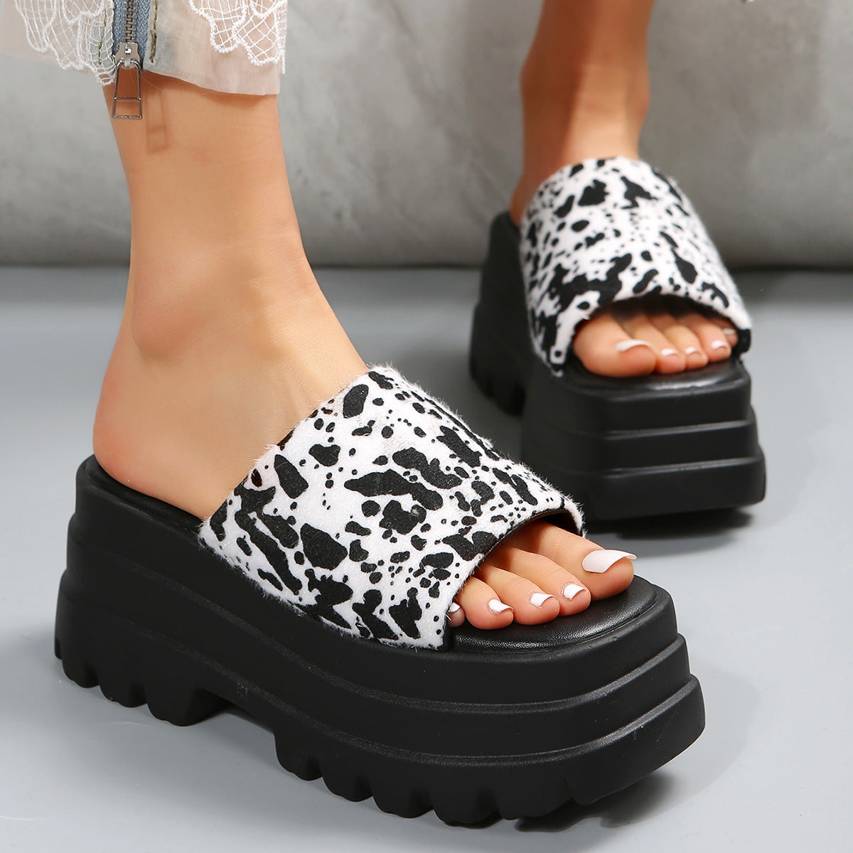Wrenna | Women’s Orthopedic Chunky Platform Slide Sandals