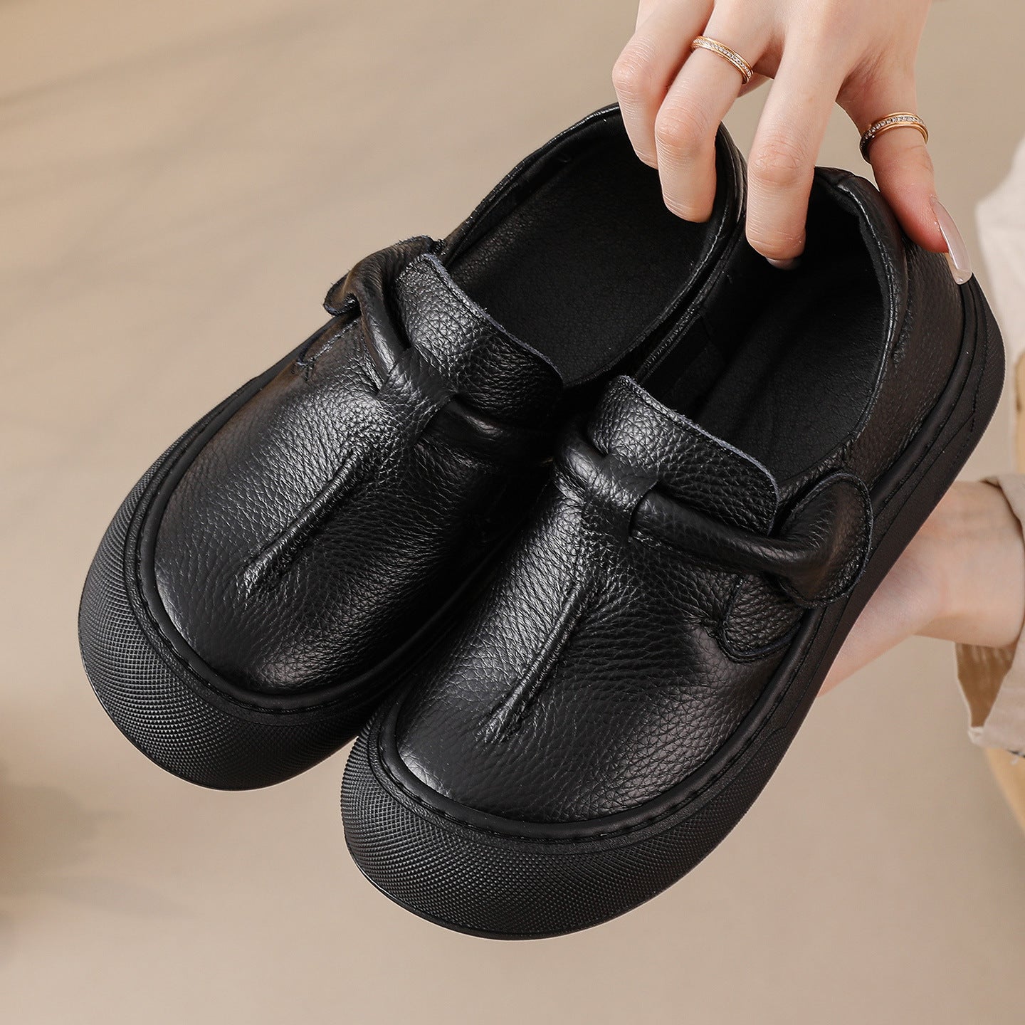 OrthoCare Soft Leather Mother'S Shoes - Unique Vintage Comfort
