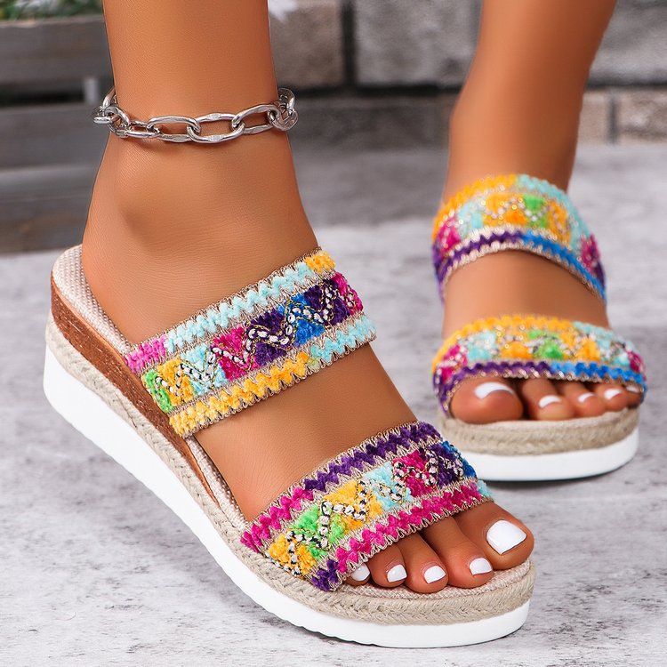 OrthoCare Woven Sandals With A Wavy Pattern - Unique Ethnic Style
