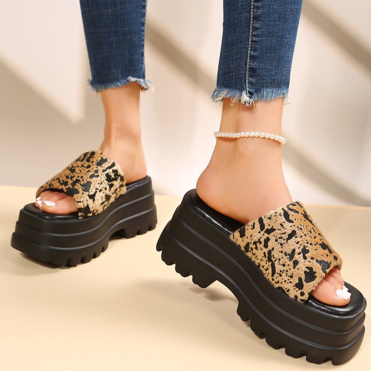 Wrenna | Women’s Orthopedic Chunky Platform Slide Sandals