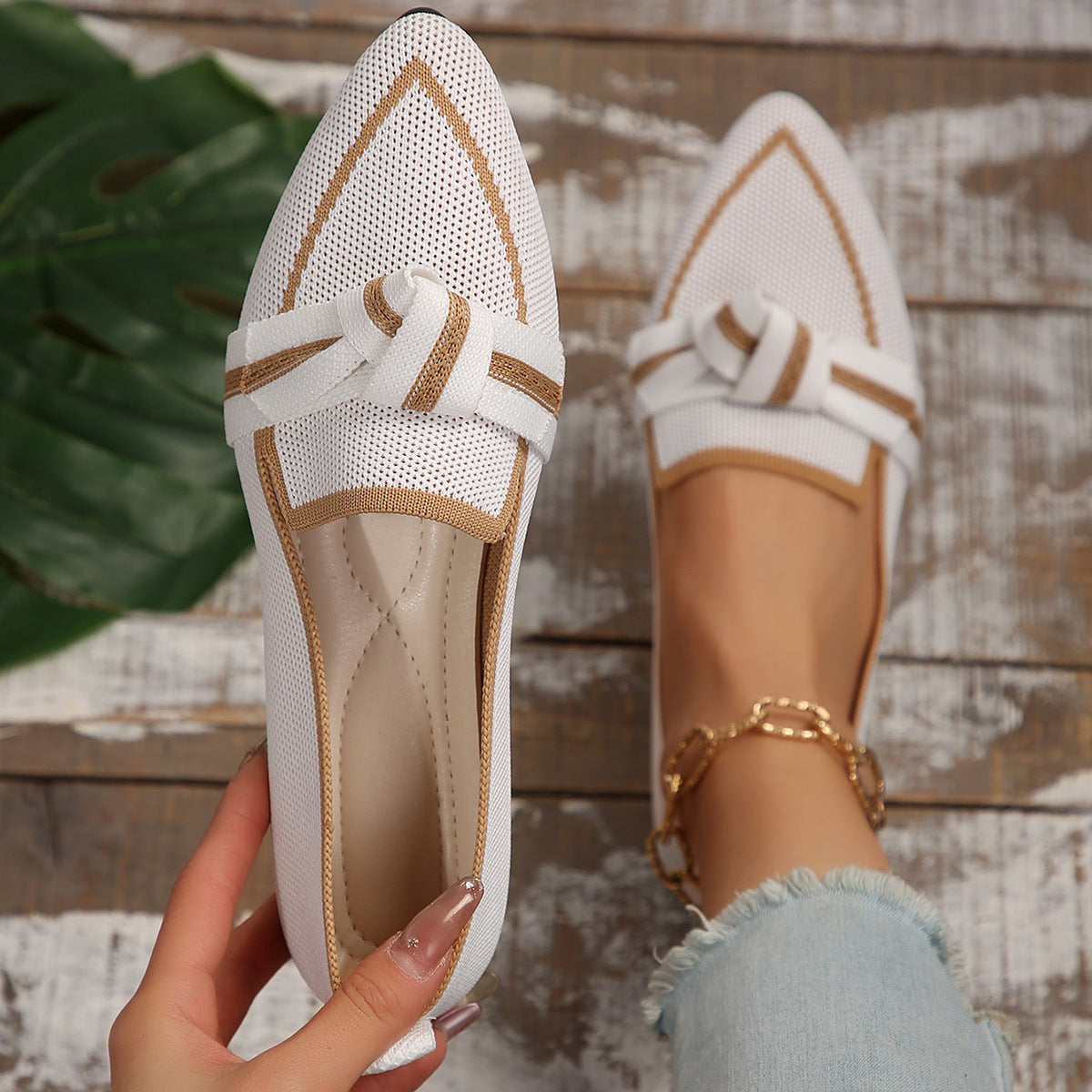 OrthoCare Pointed Toe Flat Shoes With Bow