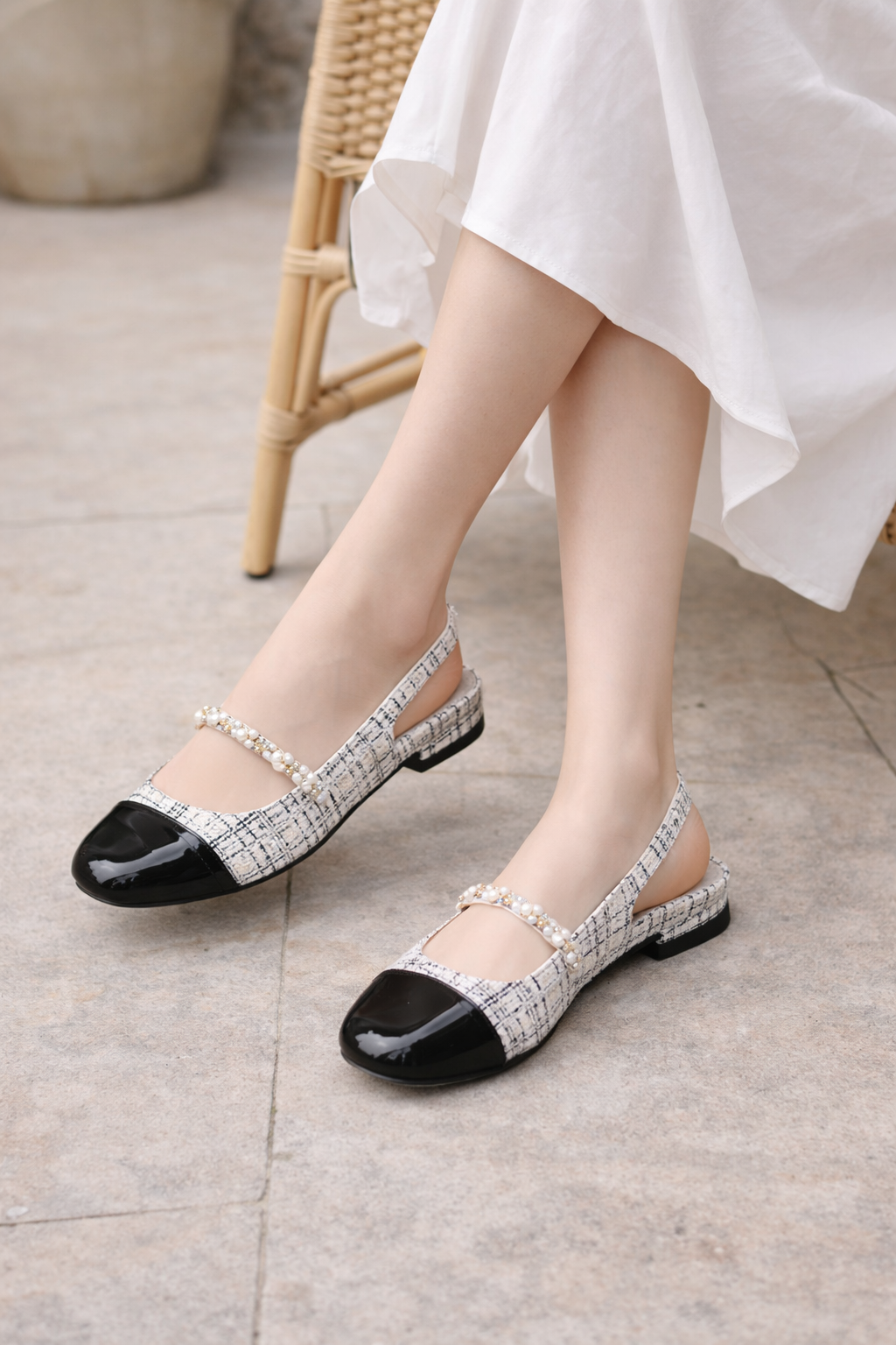 OrthoCare Flat Shoes - Square Toe Elastic Band