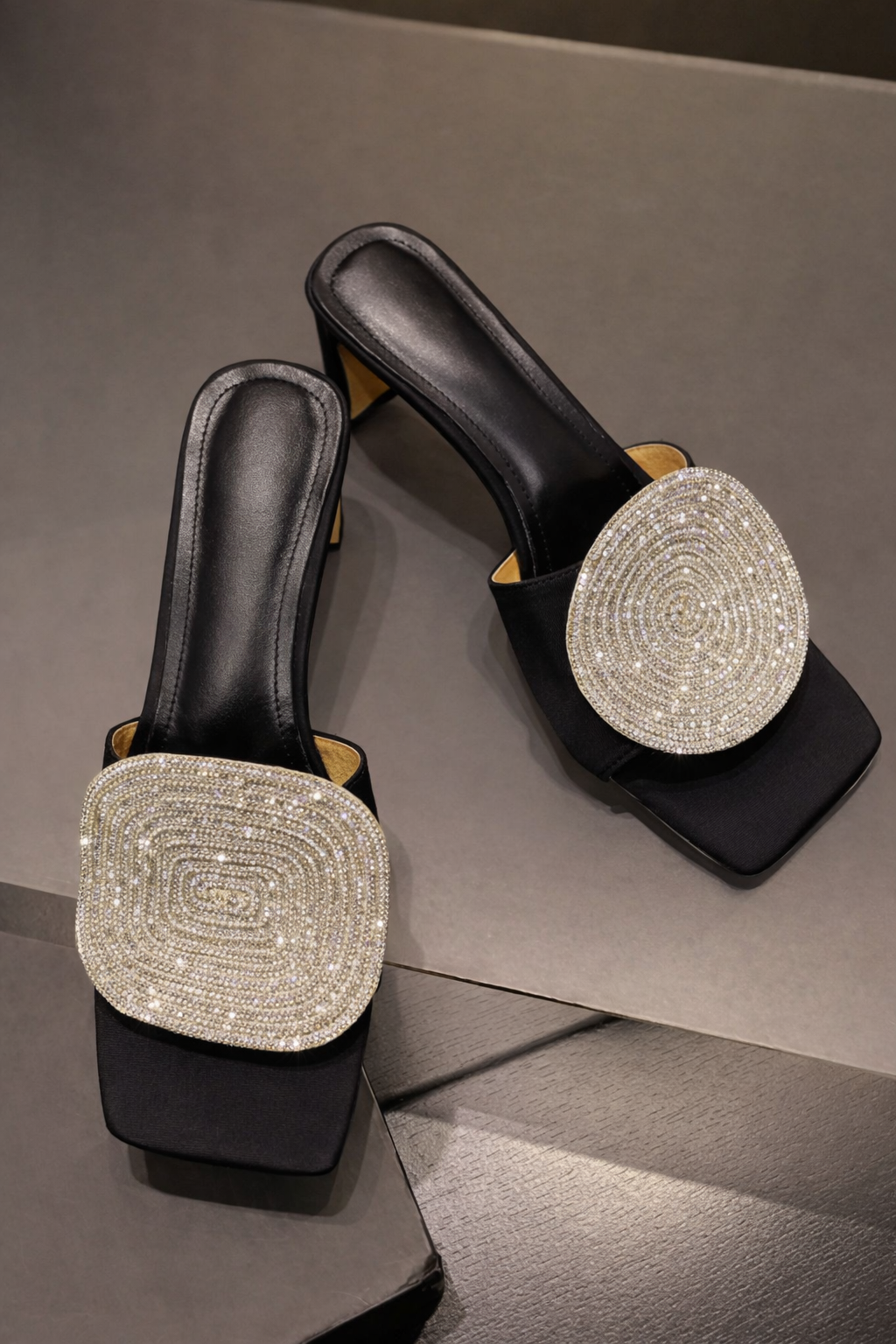 Cecilia | Orthopedic Block Heel Slide Sandals – Woven Square-Toe Comfort