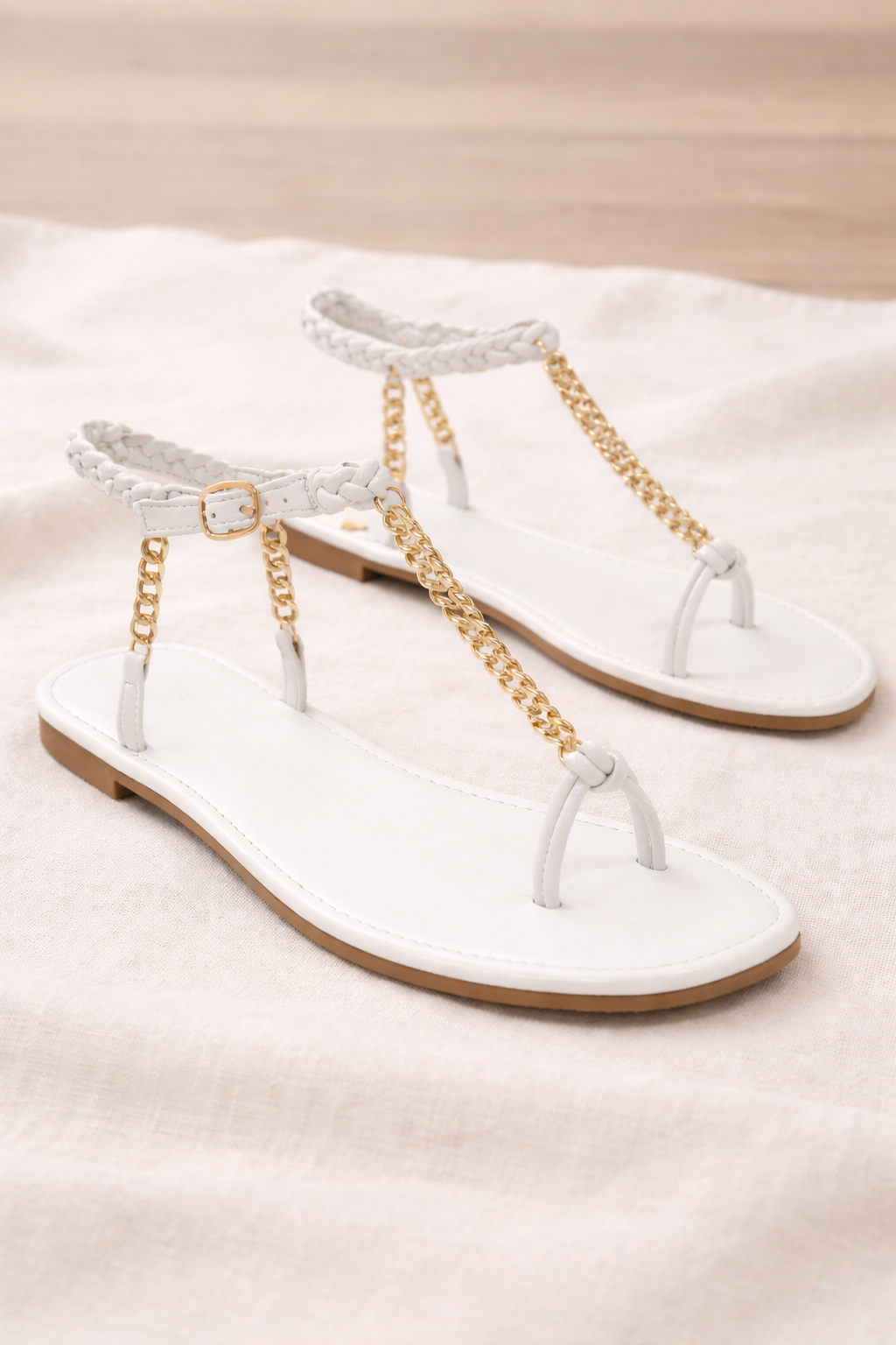 OrthoCare Plus Size Sandals With Unique Metal Chain