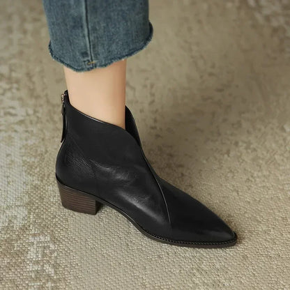 Daffodil | Orthopedic Pointed-Toe Leather Ankle Boots with Block Heel
