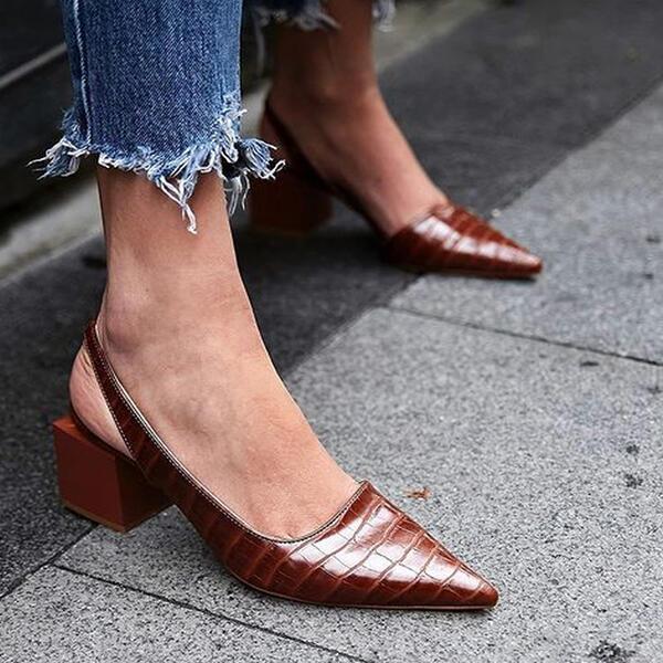 Calla | Orthopedic Pointed-Toe Slingback Pumps – Croc-Embossed Block Heel Shoes
