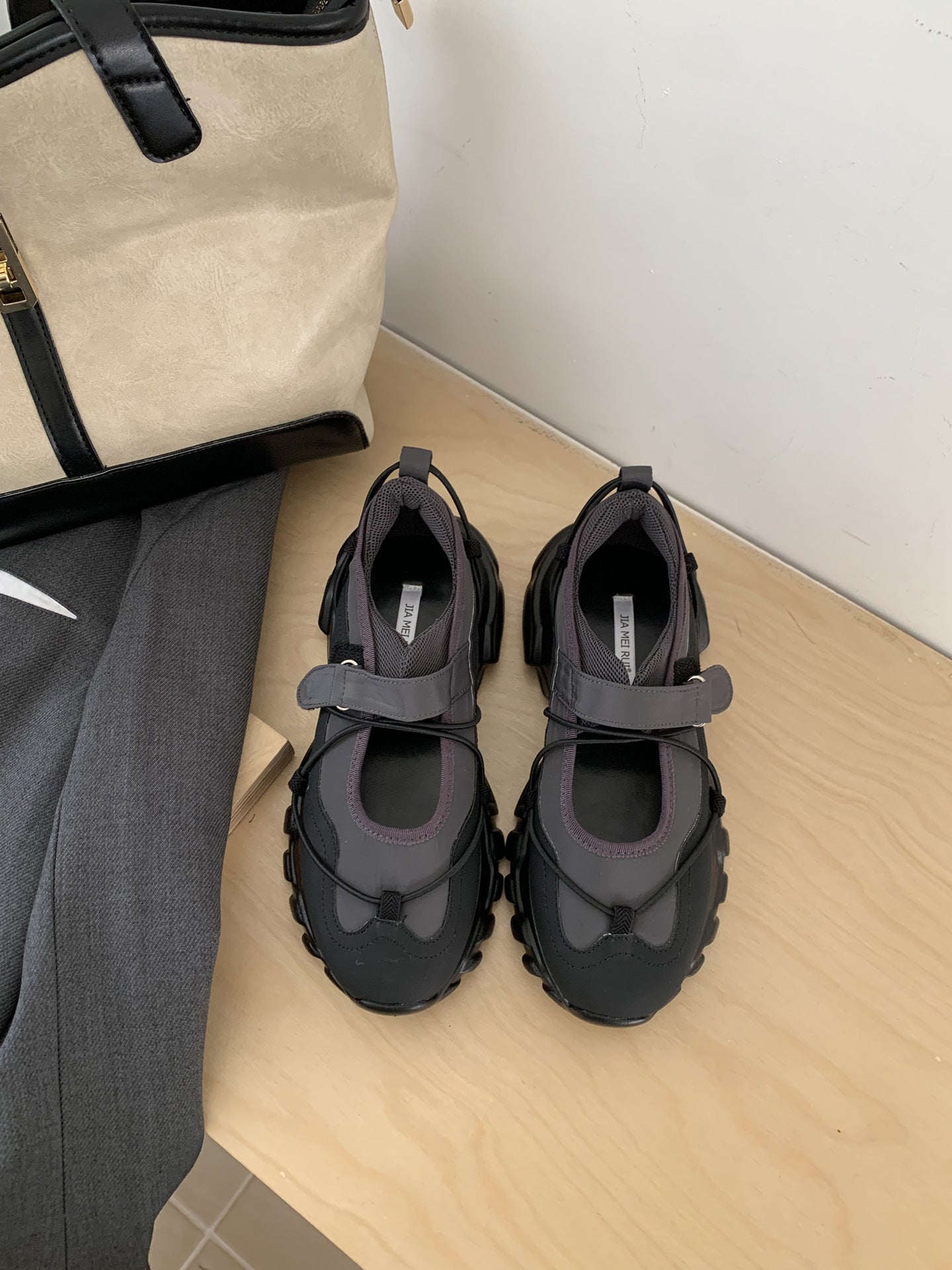 Maravelle | Women’s Orthopedic Mary Jane Platform Sneakers