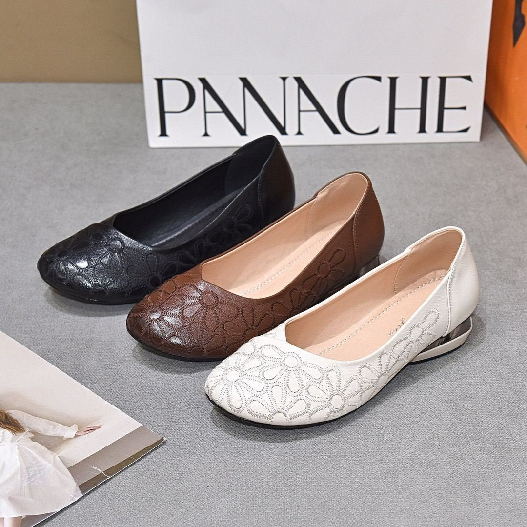 OrthoCare | Floral Lace Round Toe Ballet Flats