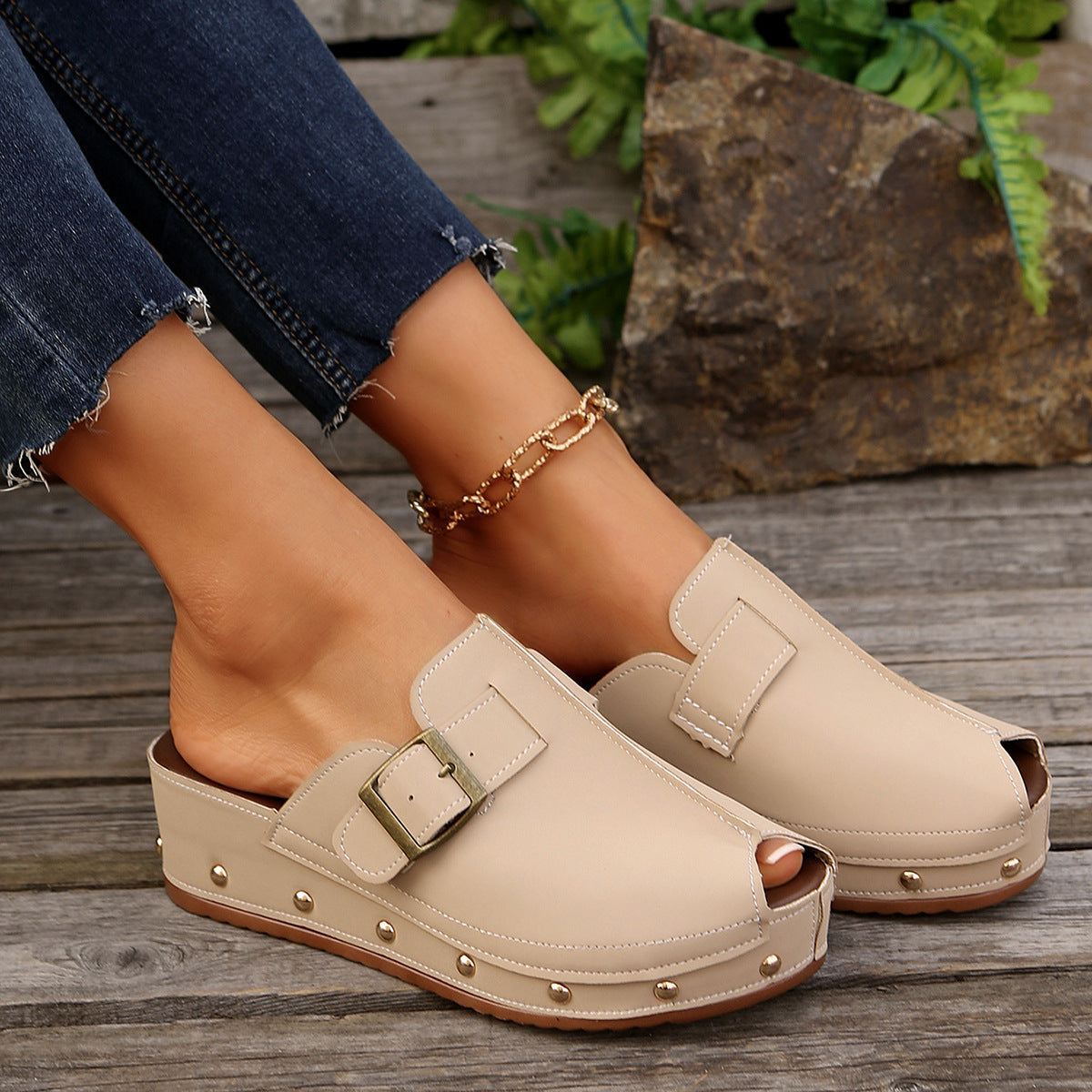 Romilly | Women’s Orthopedic Buckle Platform Clog Mules