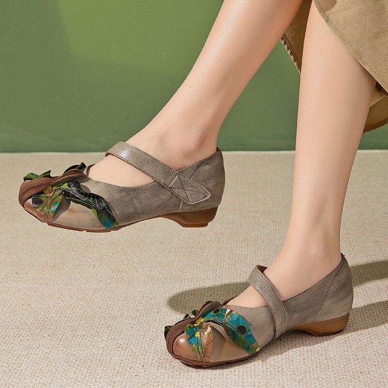 OrthoCare Floral Cutout Flats – Vintage Handmade Comfort Shoes