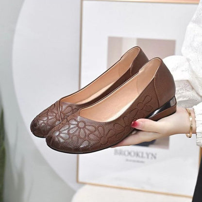 OrthoCare | Floral Lace Round Toe Ballet Flats
