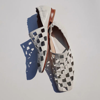 OrthoCare Retro Flat Shoes With Elegant Pleats