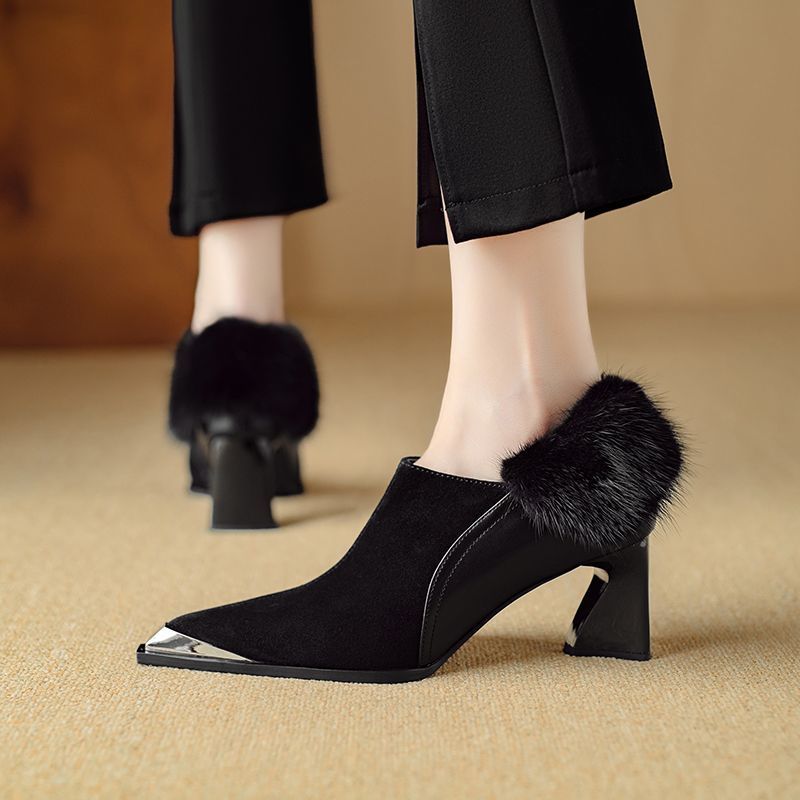 OrthoCare Chic Retro Heeled Shoes With Zipper And Unique Elegance