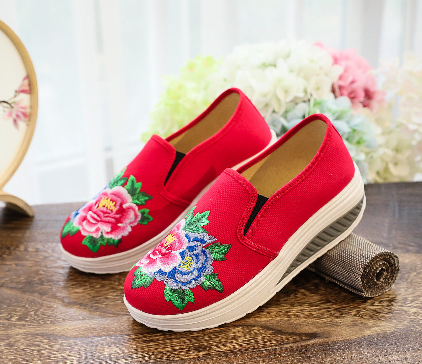 Orthopedic Embroidered Slip-On Shoes – Cushioned Platform Comfort Walking Sneakers