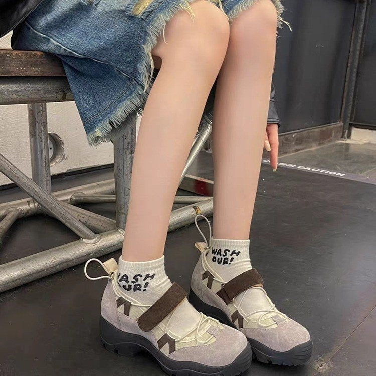 Azelene | Women’s Orthopedic Chunky Hook & Loop Sneakers