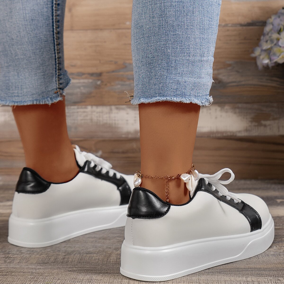 OrthoCare Retro Sneakers: Comfort And Unique Style For Everyday Wear