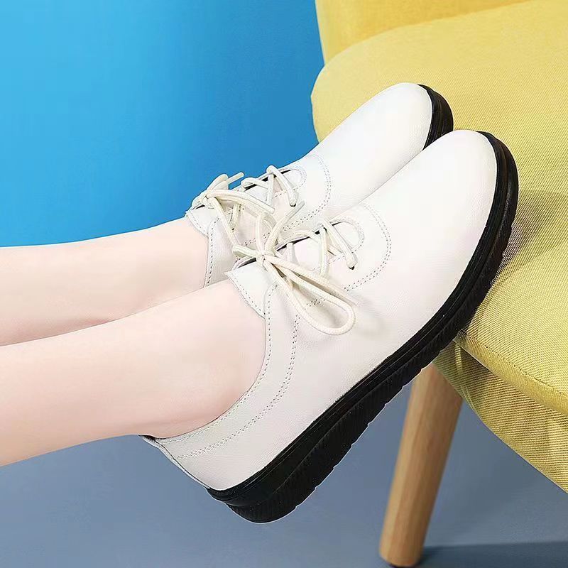 OrthoCare Lightweight And Comfortable Leather Shoes For A Casual Style